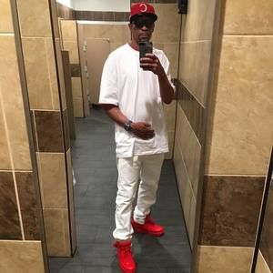 Meet your Posher, Cory